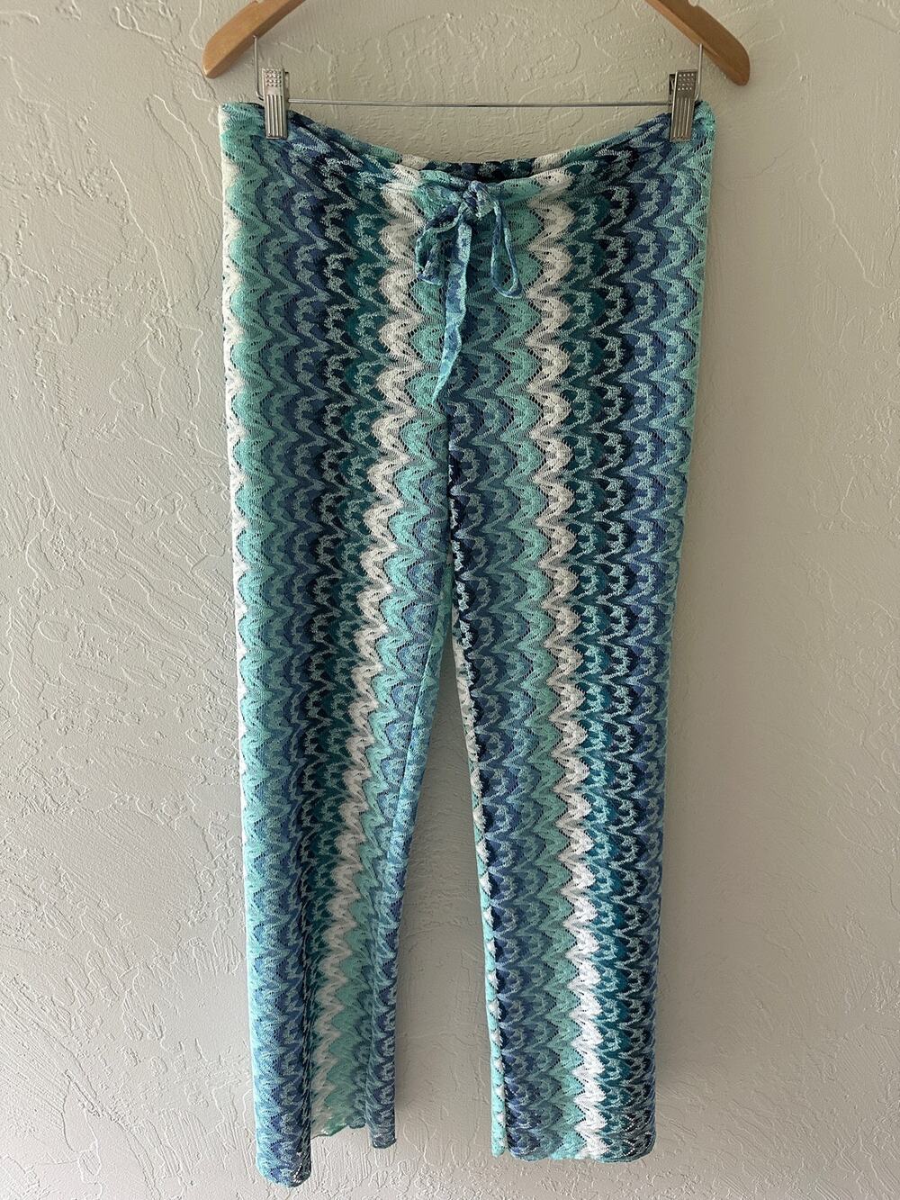 BECCA Swim Women’s Sunset Soirée Lace Cover-up Pants Size Large Waterfall Blue